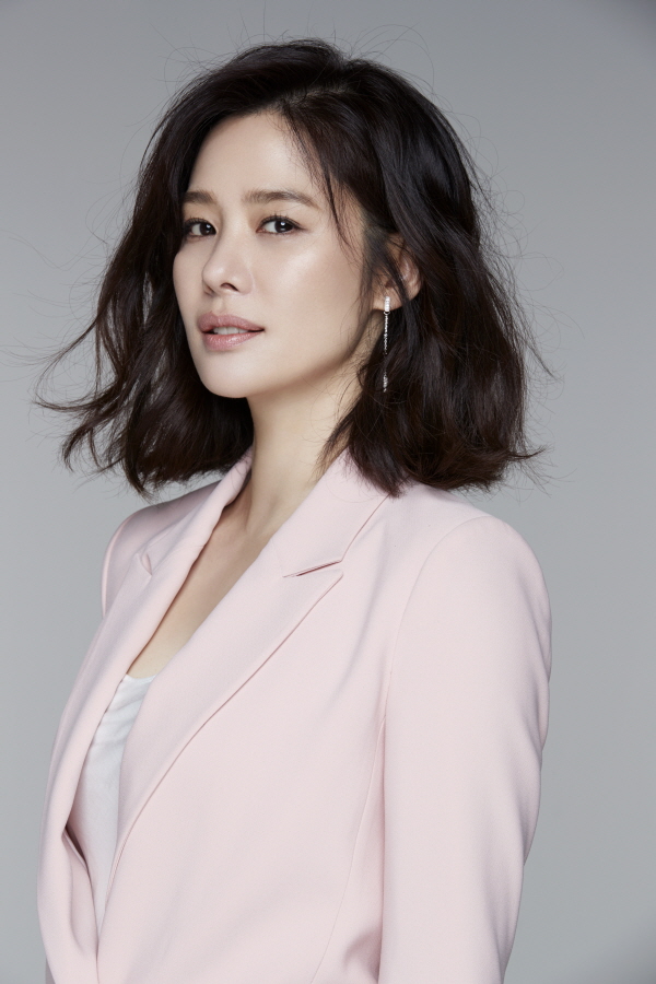 ▲ 김현주. 제공ㅣ아이오케이컴퍼니