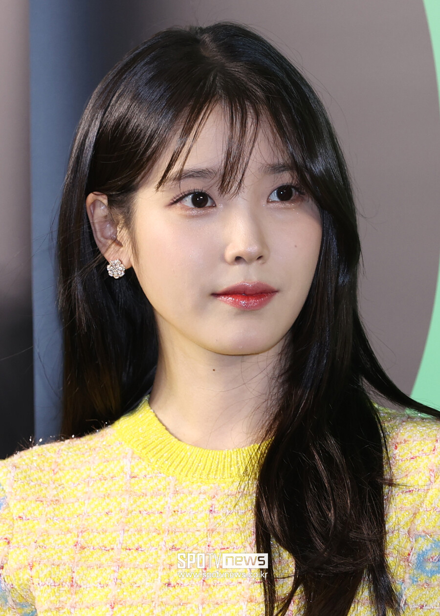'50억 기부' 아이유, 선행엔 끝이 없네…양평군에 1000만원 또 쾌척