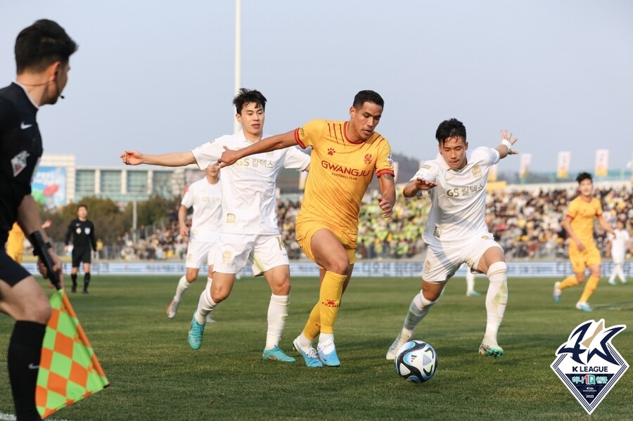 ▲ 산드로(가운데) ⓒ한국프로축구연맹