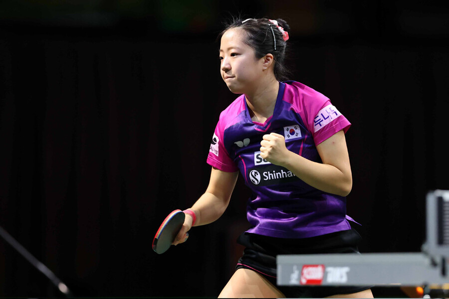 ▲ 2023 ITTF 세계탁구선수권대회 여자단식 1회전에서 경기를 펼치는 신유빈 ⓒ대한탁구협회