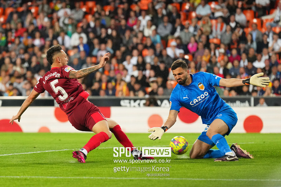 ▲ 마마르다슈빌리(오른쪽)가  위고 요리스 대체자로 물망에 올랐다.