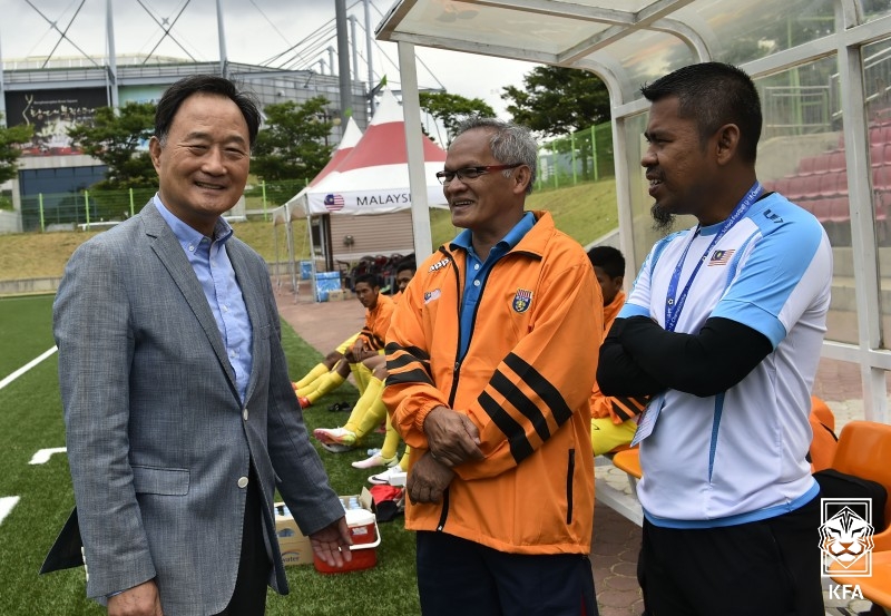 축구사랑나눔재단, 김호곤 신임 이사장 선임
