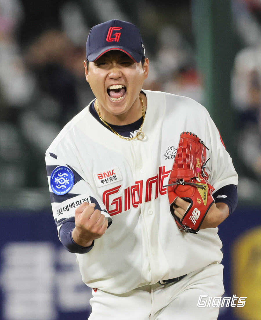 손민한 MVP 시절보다 낮다니…롯데에 15명만 허락된 기록, 새 에이스가 도전한다