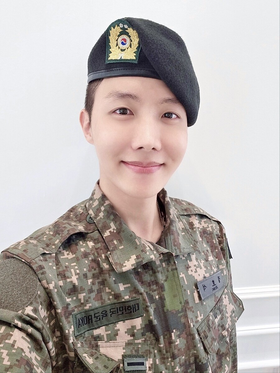 ▲ 제이홉. 출처| 방탄소년단 위버스