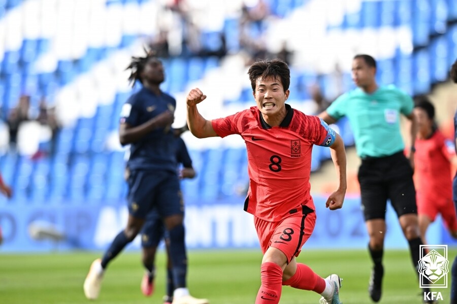 ▲ 김은중호 주장 이승원이 프랑스전에 이어 온두라스전에서도 공격포인트를 기록했다 ⓒ 대한축구협회
