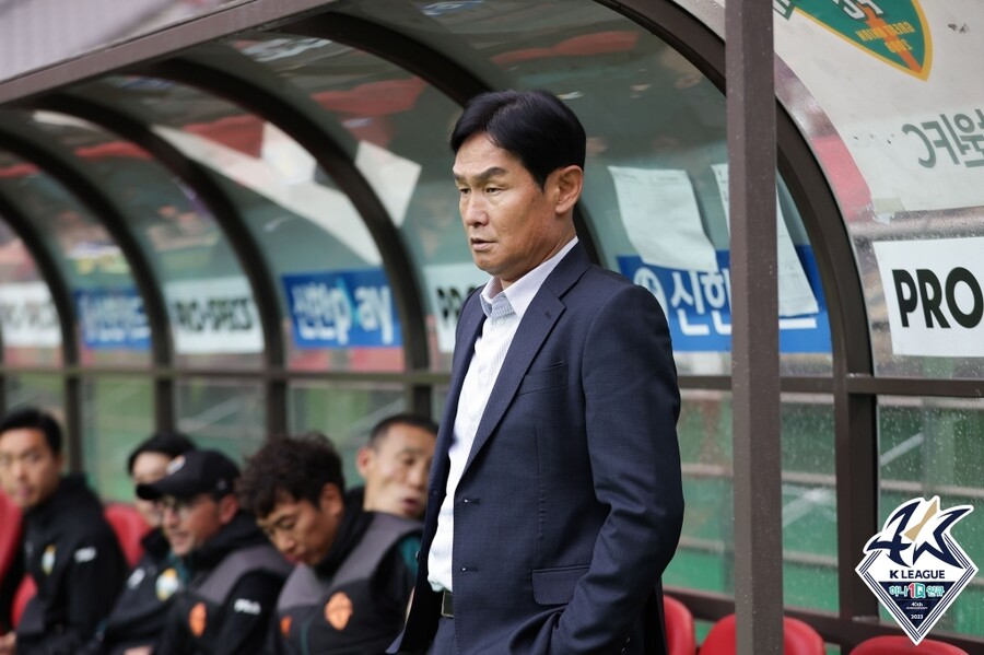 ▲ 최용수 강원FC 감독 ⓒ한국프로축구연맹
