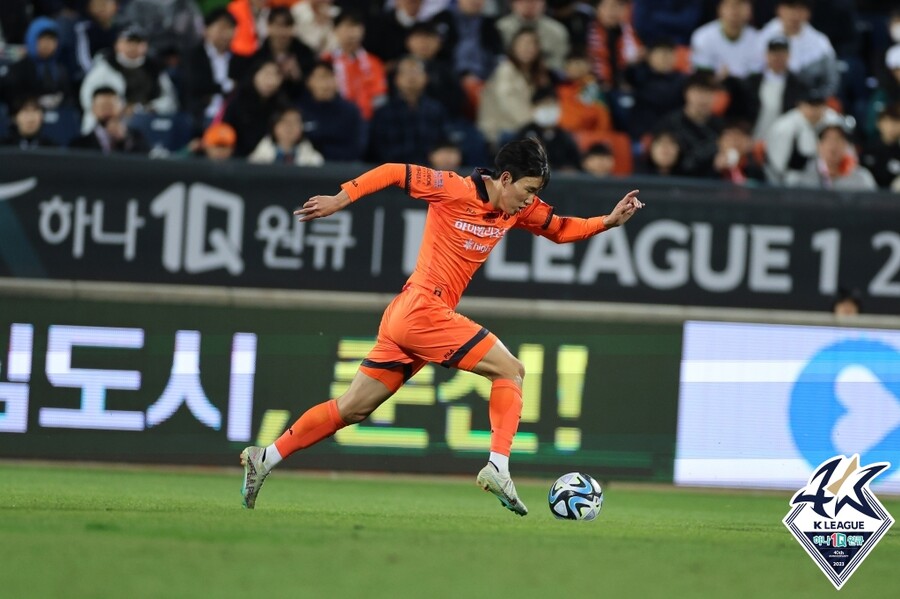 ▲ 피가 나는 노력을 해야 한다며 자기 반성하는 양현준 ⓒ한국프로축구연맹