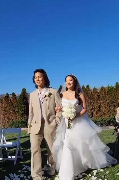 위너 송민호, 여동생 송단아 시집보냈다…美 피로연서 화끈한 '남매 커플댄스'