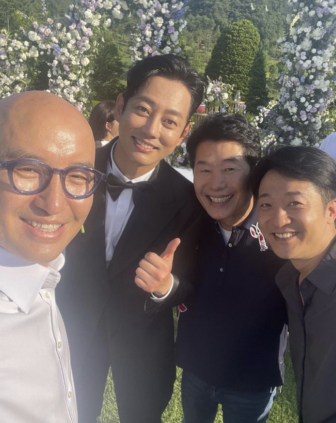 ▲ 홍석천, 테이, 이연복, 알렉스(왼쪽부터). 출처| 홍석천 인스타그램