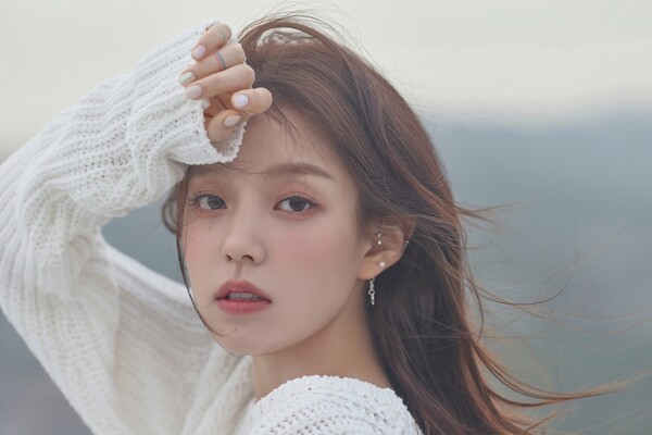 ▲ 31일 새 싱글 '다이아몬드'를 발표하는 로시. 제공|도로시뮤직