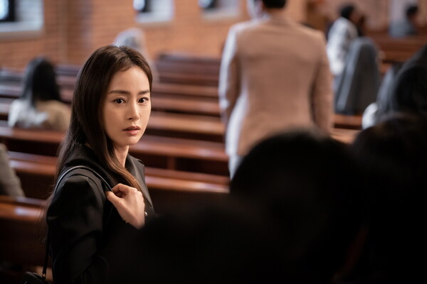 ▲ '마당이 있는 집'에 출연하는 김태희. 제공|지니TV