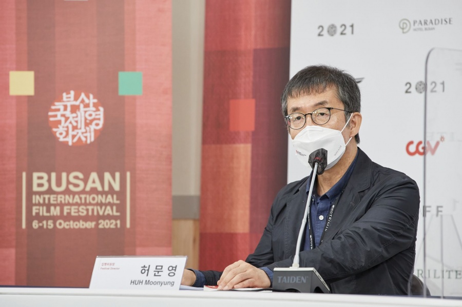 부국제 측 "허문영 집행위원장 복귀 기다린다…사표수리 보류"[공식]