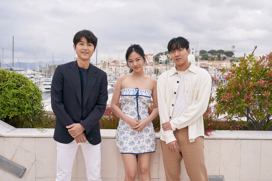 ▲ '화란' 칸 포토콜 비하인드 스틸. 제공| 플러스엠 엔터테인먼트