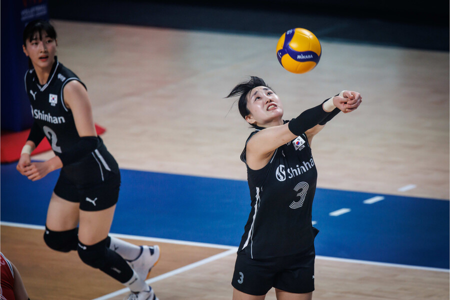 VNL 악몽 다시 현실로? 한국 여자배구, 캐나다에 0-3 무기력 완패