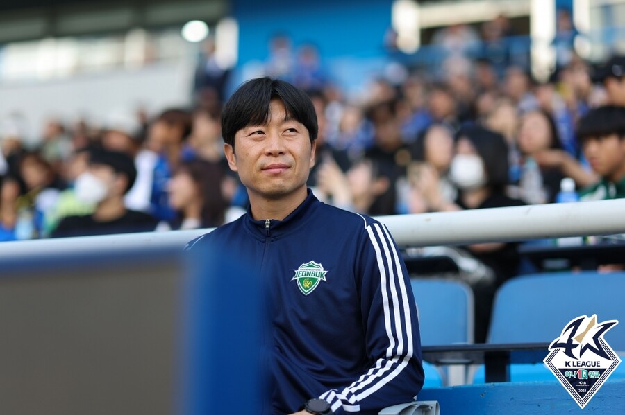 ▲ 김두현 전북 현대 감독대행. ⓒ한국프로축구연맹
