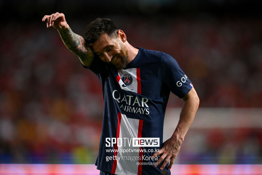 ▲ 파리와 점점 멀어지던 메시