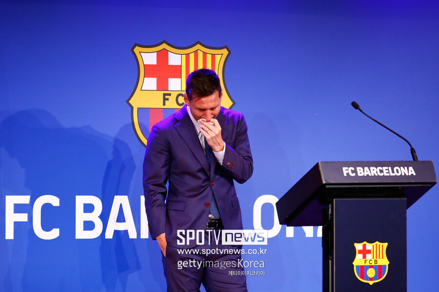 ▲ 눈물을 흘리며 떠났던 메시