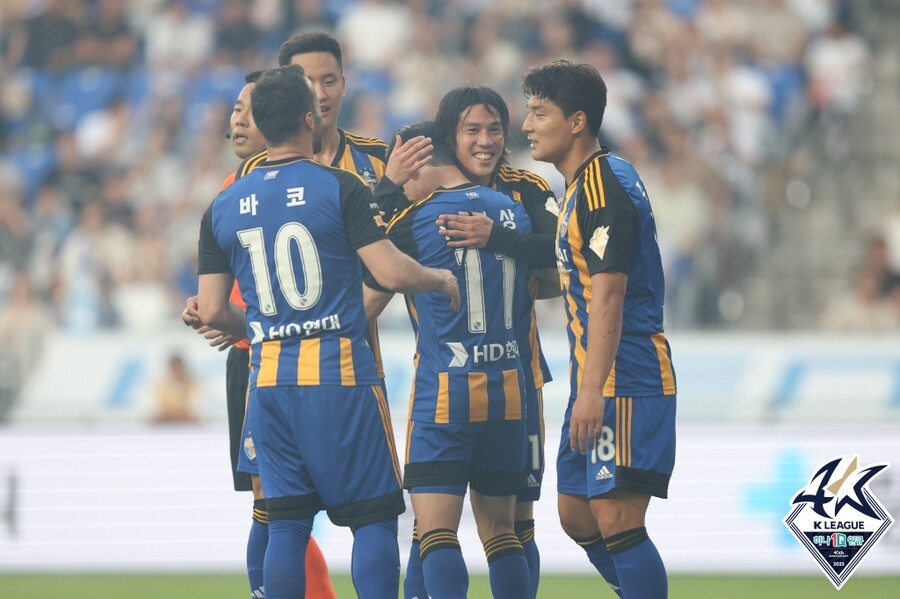 ▲ 울산이 득점 뒤에 환호하고 있다 ⓒ한국프로축구연맹