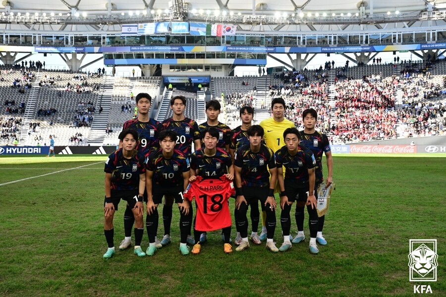 ▲ 고개를 들어도 될 김은중호. U-20 월드컵 4위를 달성하고 곧 귀국한다 ⓒ 대한축구협회