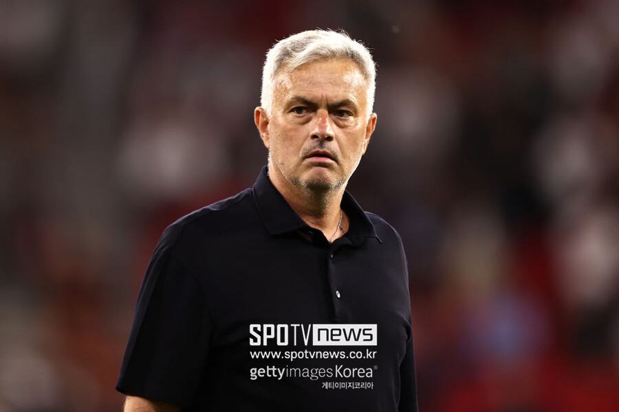 ▲ 무리뉴 감독은 이번 시즌 UEL 준우승을 차지했다.