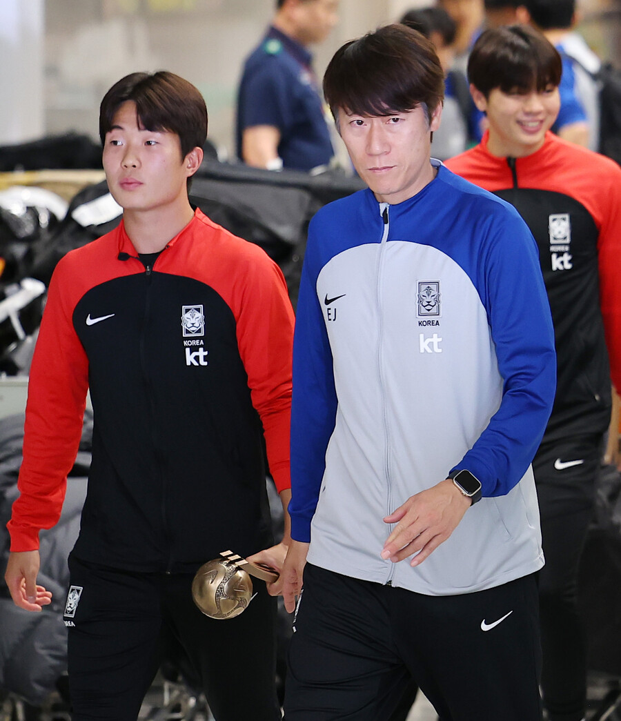 ▲아르헨티나에서 열린 2023 국제축구연맹(FIFA) 20세 이하(U-20) 월드컵에서 4위를 기록한 대한민국 대표팀 주장 이승원이 14일 오후 인천공항 제2여객터미널을 통해 귀국했다. ⓒ연합뉴스