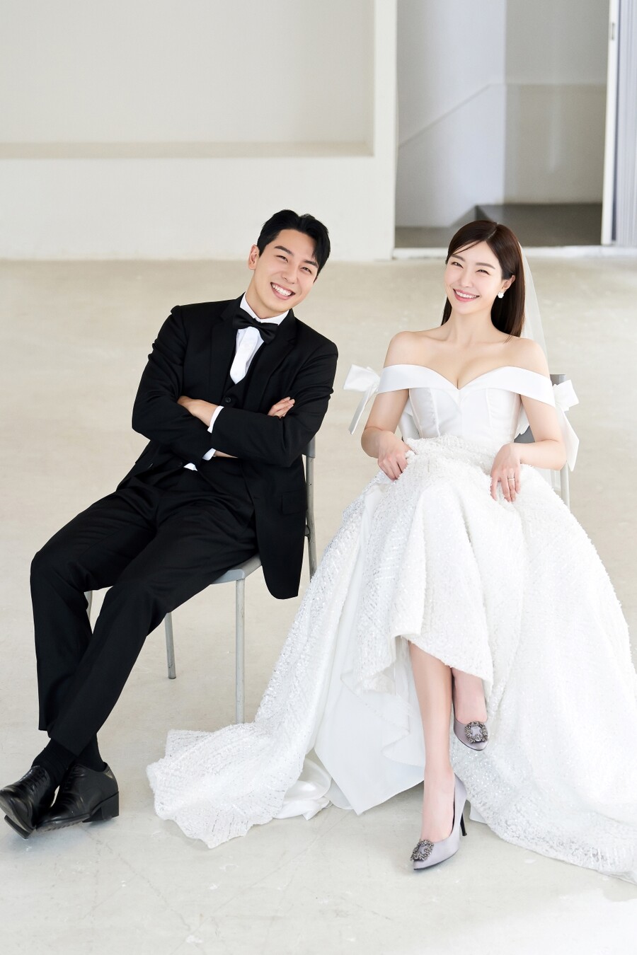 ▲ 임현태(왼쪽), 레이디제인 웨딩 사진. 제공| A2Z엔터테인먼트, 다홍엔터테인먼트