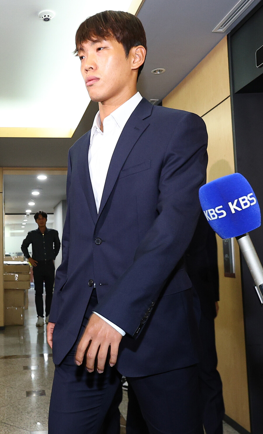 ▲ 상벌위 출석하는 이명재. ⓒ연합뉴스
