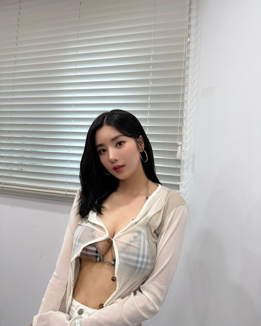 ▲ 출처|권은비 인스타그램