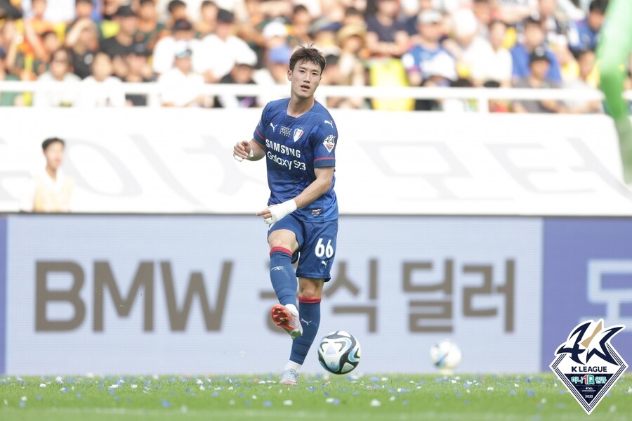 ▲ 데뷔전을 치른 수원 수비수 김주원. ⓒ한국프로축구연맹