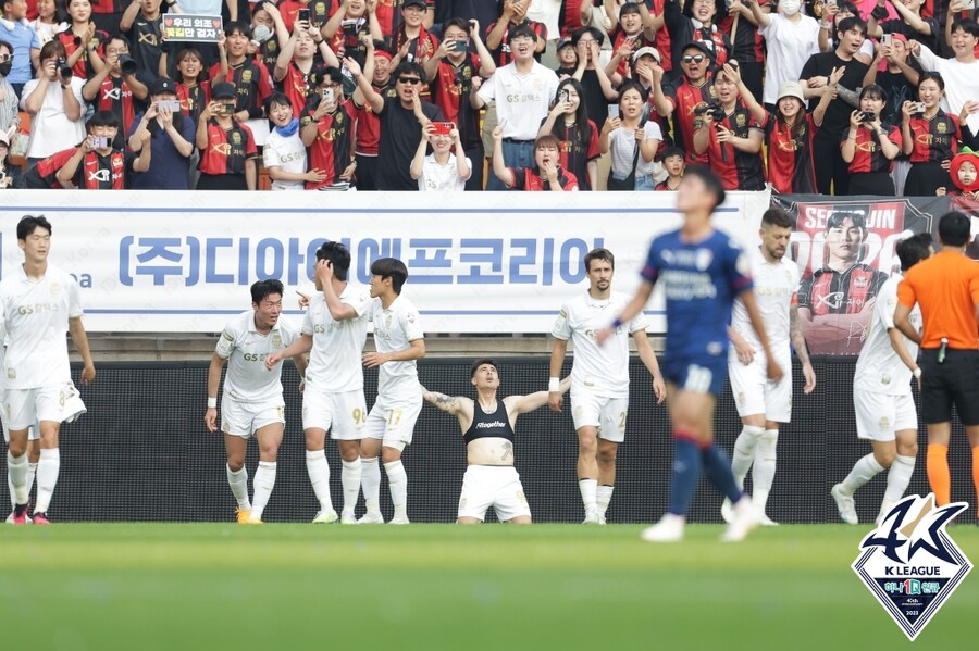 ▲ 선제골을 터트린 윌리안. ⓒ한국프로축구연맹