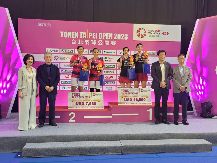 ▲ 2023 BWF 대만오픈에서 우승한 신승찬과 이유림 ⓒ대한배드민턴협회