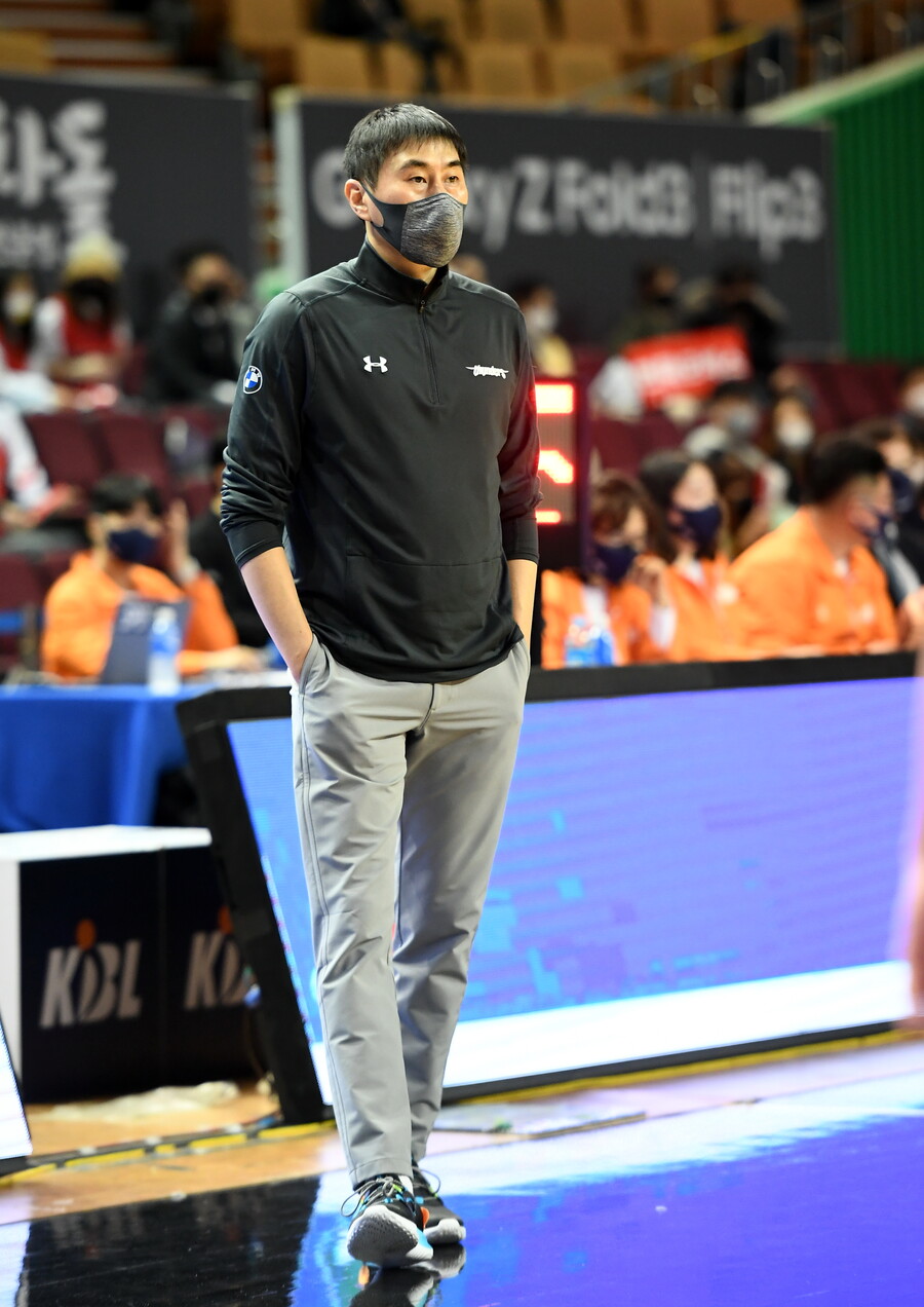 ▲ 이상민 코치 ⓒKBL