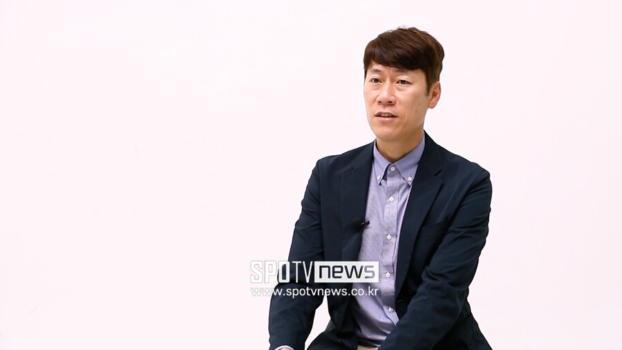 [직설 인터뷰]김은중 감독②"현역이었다면 아스널에서 뛰고파…손흥민 영입하면 난리 나겠죠"