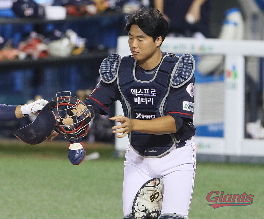 [스포트랙] 롯데에 MLB 최정상급 미친 어깨가 있다… KBO 역사에 남을 숫자, 505도루 대도도 놀랐다