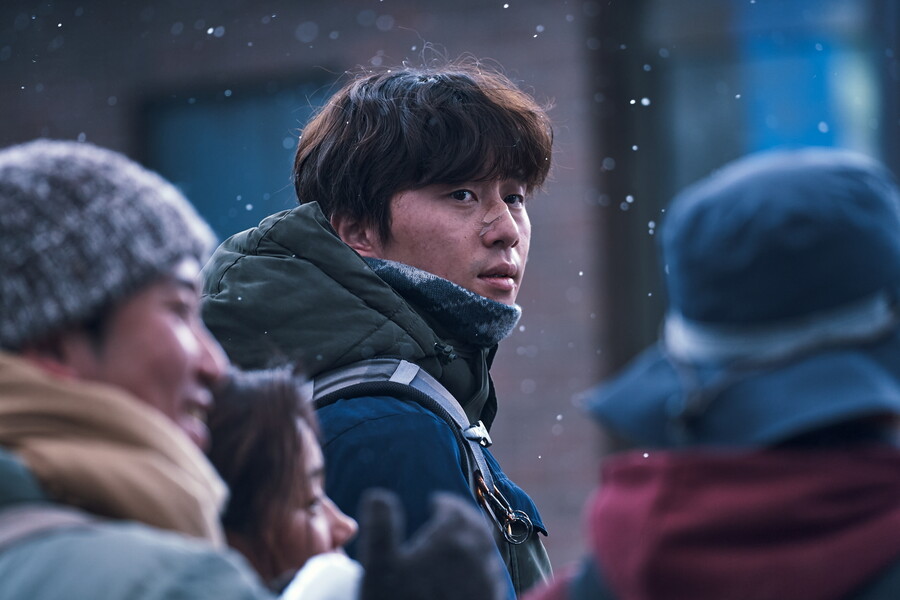 ▲ '콘크리트 유토피아' 박서준 스틸. 제공| 롯데엔터테인먼트