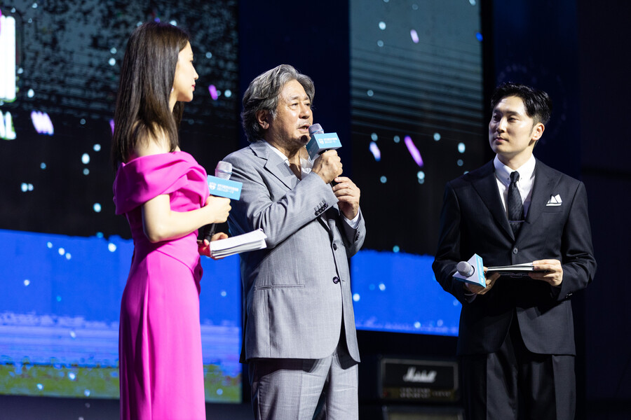 최민식 "일기장 꺼내어 보듯…연기인생 되돌아봐"…27회 BIFAN 성대한 개막