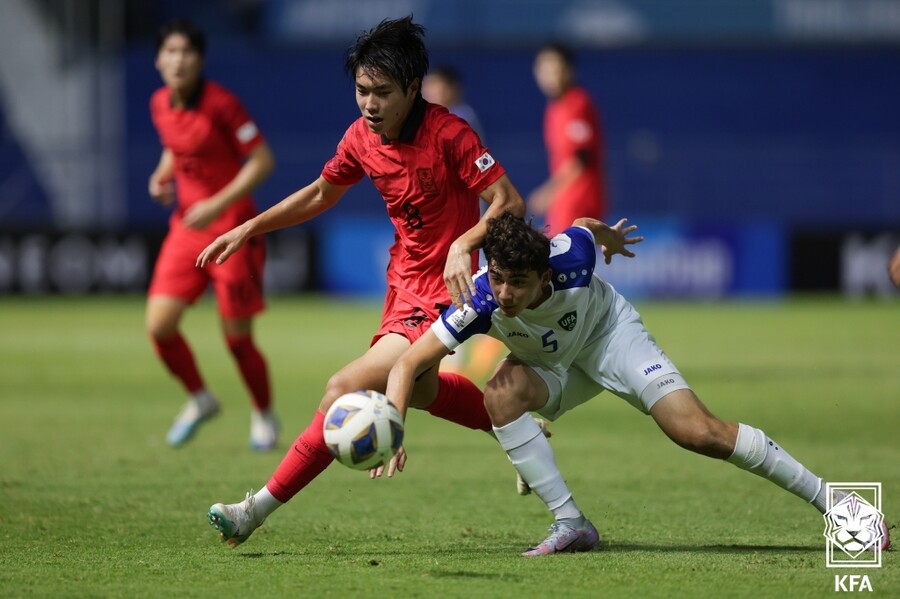 ▲ 치열했던 우즈베키스탄과의 경기. ⓒ대한축구협회