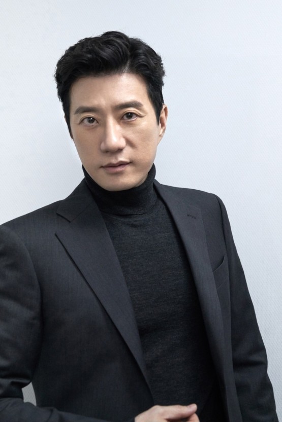 김명민, 심스토리 E&M과 전속계약 "최고의 배우와 함께해 기뻐"[공식]