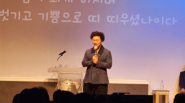 ▲ 양동근이 소망교도소에서 메시지를 전하고 있다. 제공|PFK