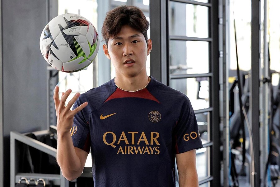 ▲ 이강인이 PSG 훈련에 참가했다 ⓒ PSG