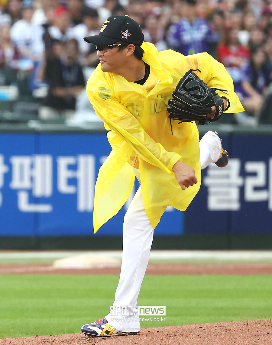 롯데 미스터 올스타는 꿈이었나…결정적 홈런 2방에 눈물 흘렸다