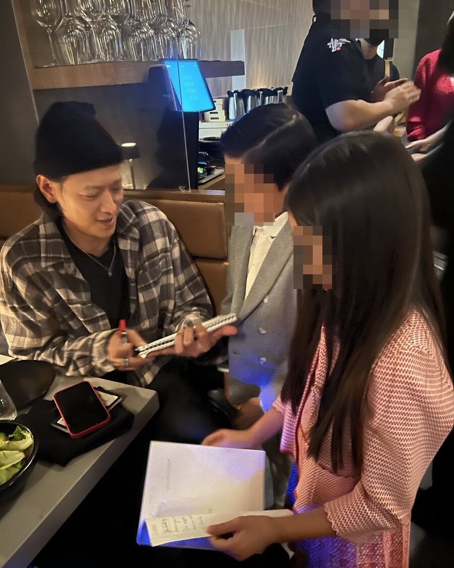 강동원이 왜 여기서 나와…뜻밖의 근황 '포착'