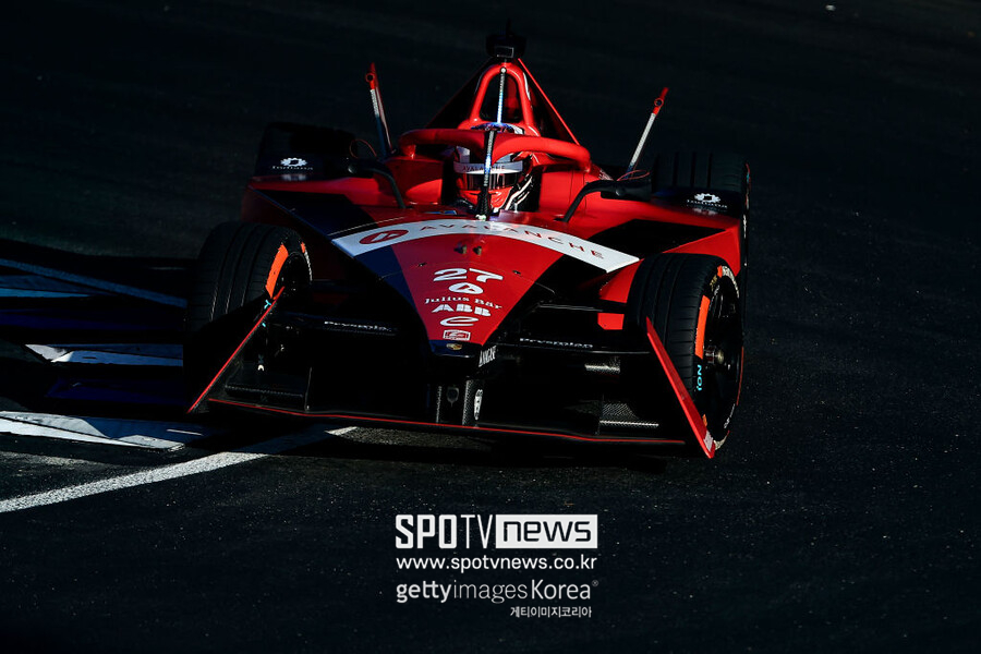 [포뮬러E] 데니스, '전기차의 F1' 포뮬러E 로마 E-PRIX 우승…시즌 랭킹 선두 질주