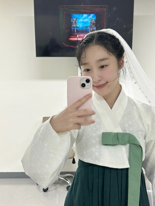우주소녀 수빈, '알로하, 나의 엄마들'로 성공적 뮤지컬 데뷔 "더 성장한 모습 보여줄 것"