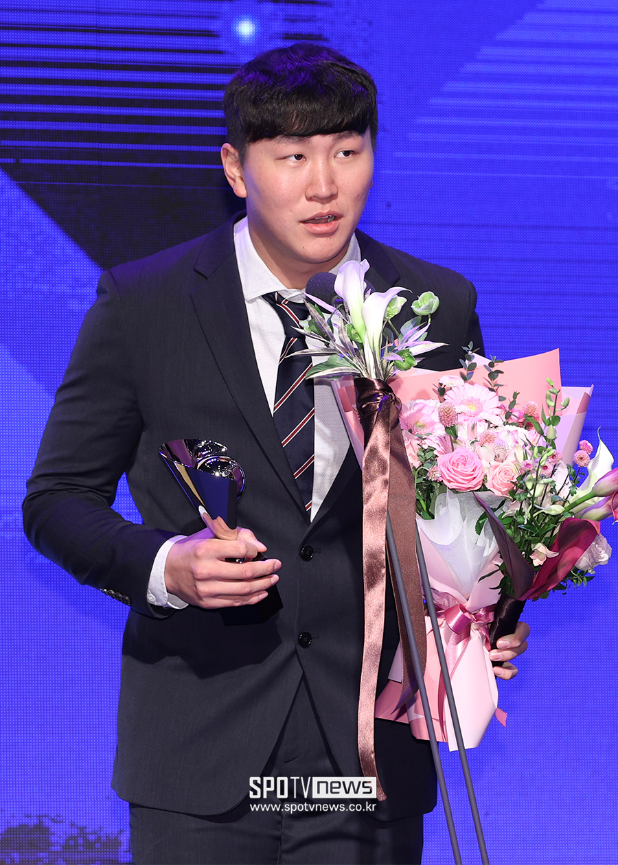 구단 방출에 KBO 상벌위까지… '후배 폭행' 이원준, 복귀길 사실상 닫힌다