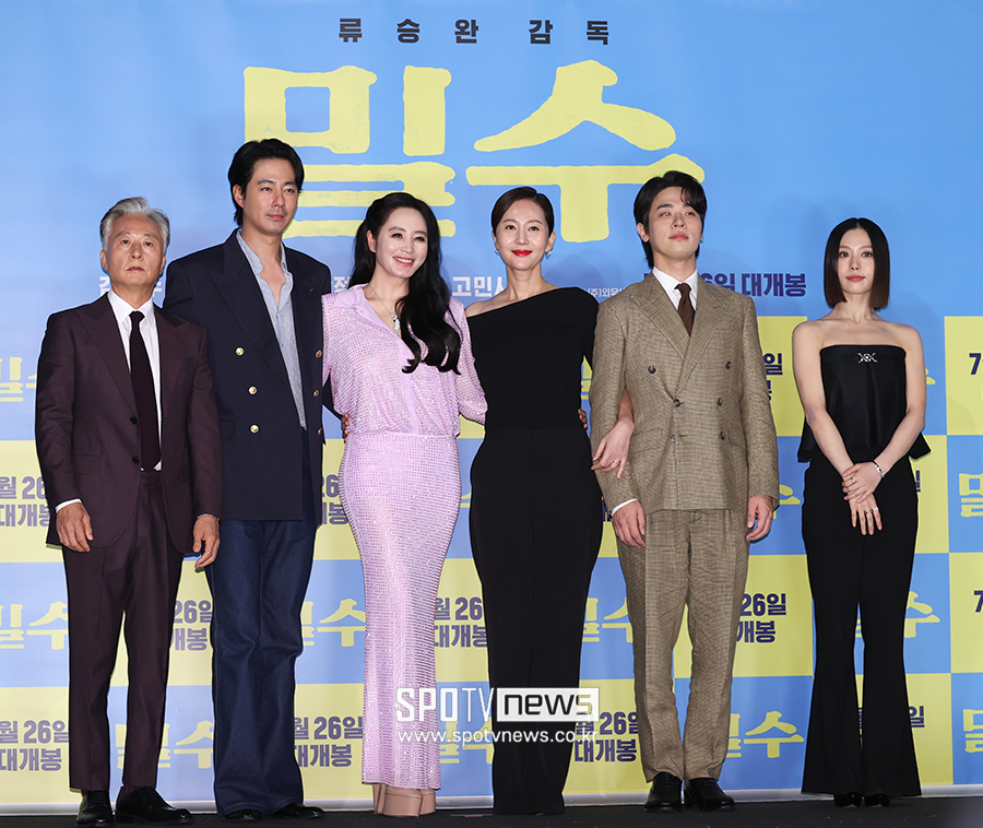 ▲ 김종수 조인성 김혜수 염정아 박정민 고민시 ⓒ곽혜미 기자