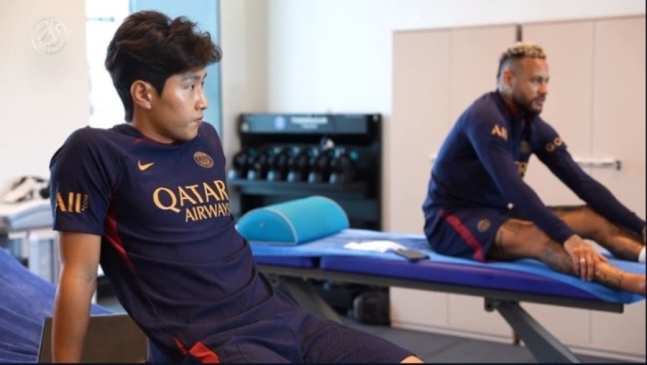▲ 차기 시즌 손발을 맞출 이강인(왼쪽)과 네이마르 ⓒ PSG