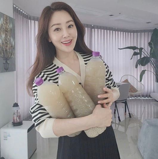 ▲ 염정아 식혜. 출처ㅣ윤세아, 오나라 인스타그램
