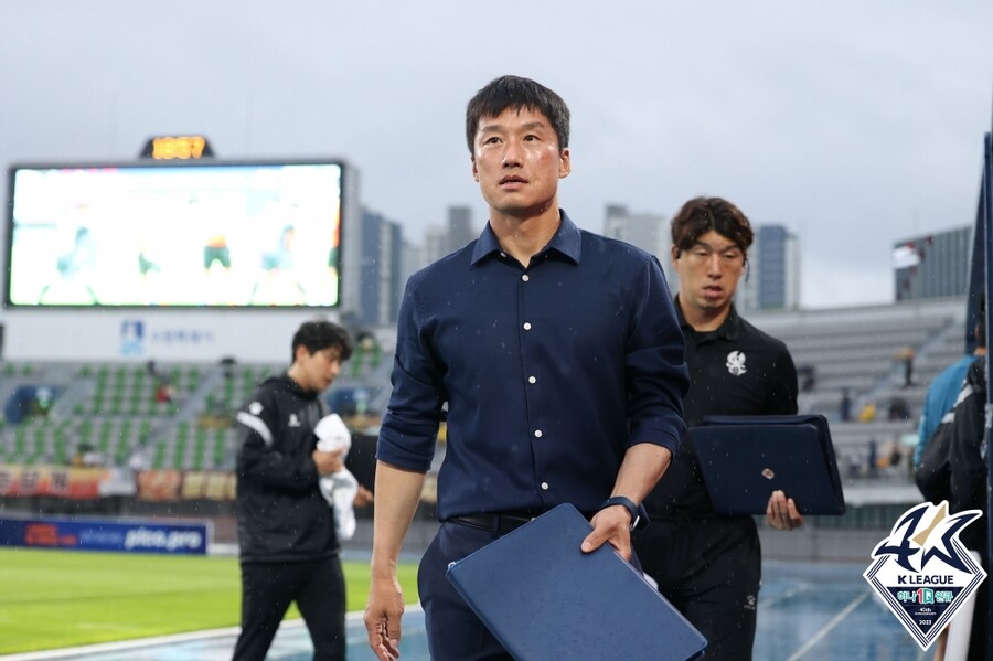 ▲ 이정효 광주 감독. ⓒ한국프로축구연맹