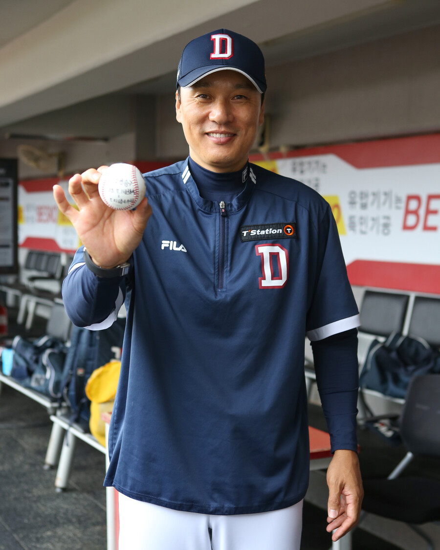 '왕조 재건' 맡겼더니, 역사까지 쓴 '초보' 이승엽…"자책 많이 했거든요"